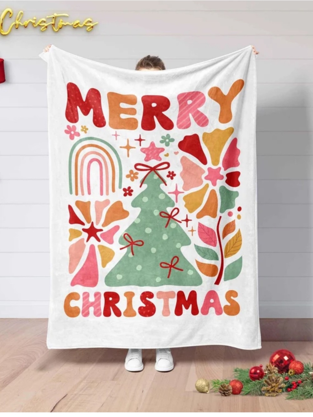 Holiday 'Merry Christmas' Green Tree Plush Throw Blanket